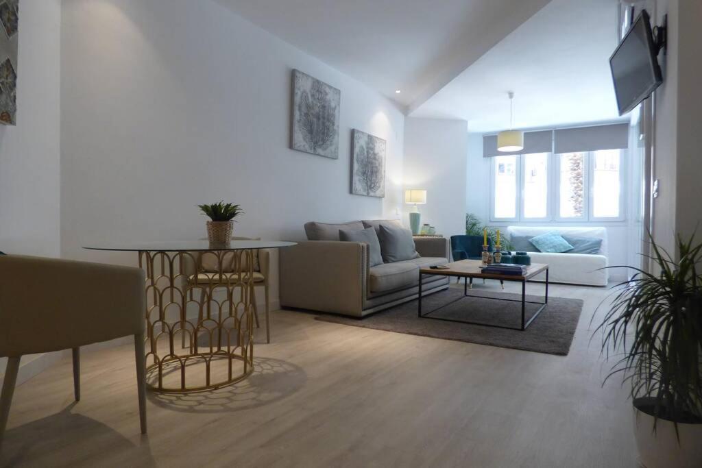 Nuevo Apartamento Lujo Playa Malagueta-Centro Málaga Kültér fotó