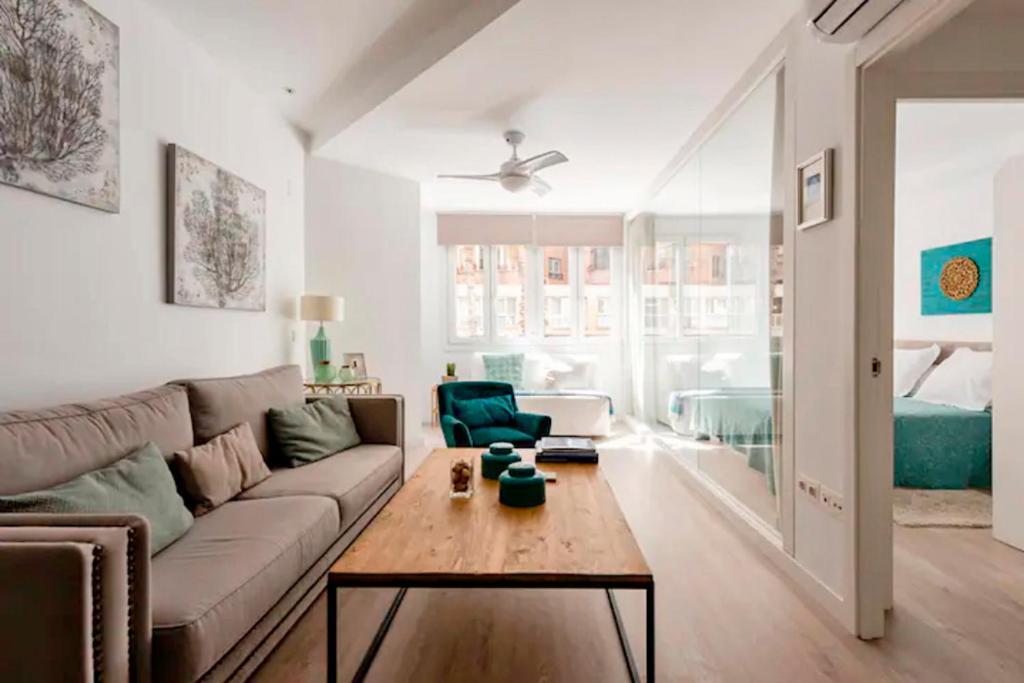 Nuevo Apartamento Lujo Playa Malagueta-Centro Málaga Kültér fotó